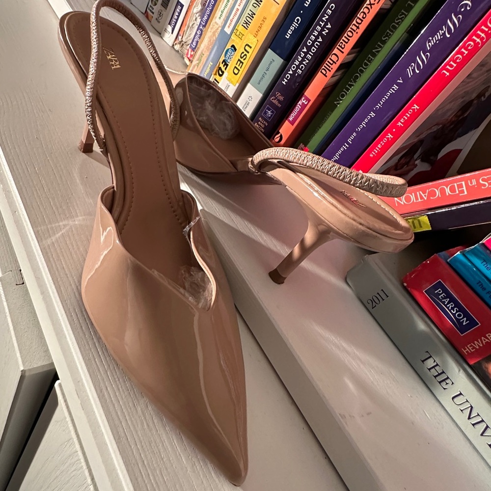 ZARA Women's Nude Patent Slingback Heels - Picture 7 of 9
